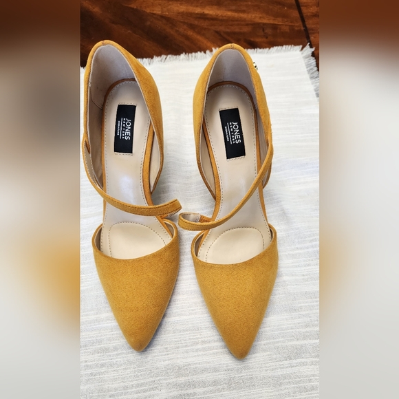 Jones New York Mustard Yellow Heels Size 8M - Picture 8 of 13